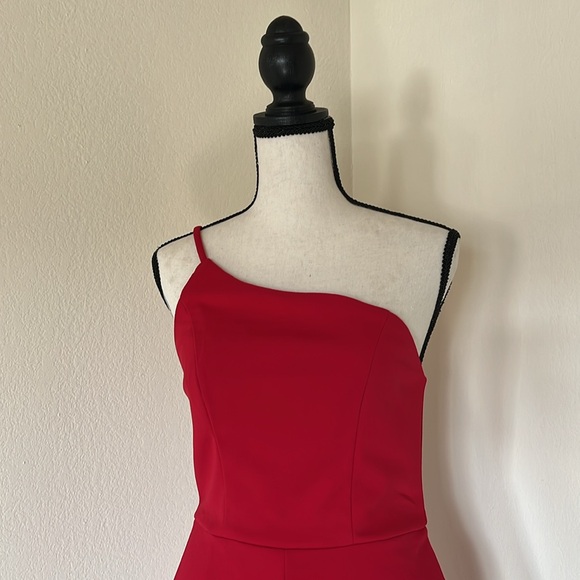 Red Romper, Size Small Like new - Picture 3 of 10